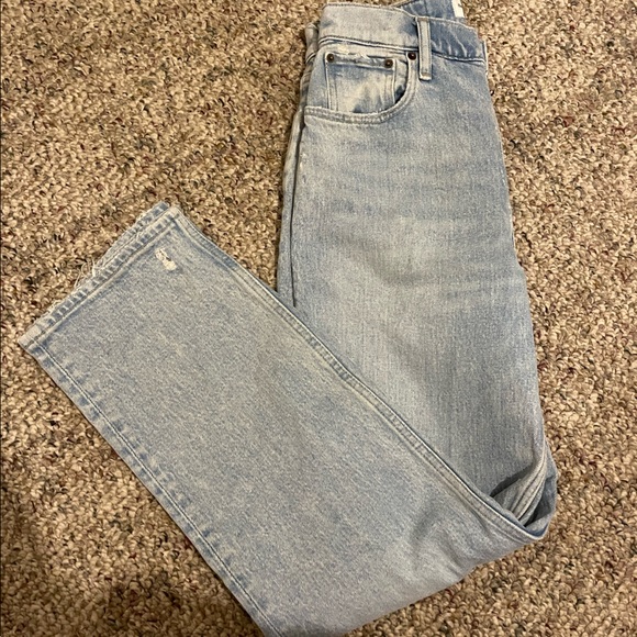 ABERCROMBIE AND FITCH THE 90’S ULTRA HIGH RISE JEANS - Picture 5 of 5